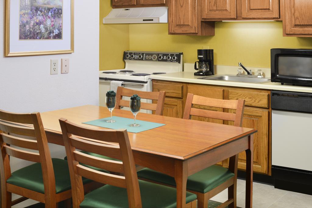 Hawthorn Suites Fort Worth University Экстерьер фото